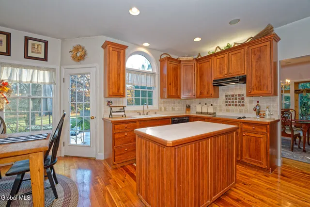 $725,000 | 5112 Jockey Street, Ballston Spa, NY 12020