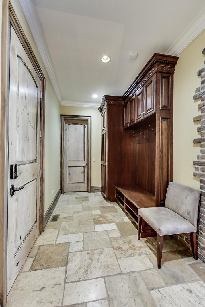 720 Willow Road Naperville, IL 60540 - Photo 17 of 48