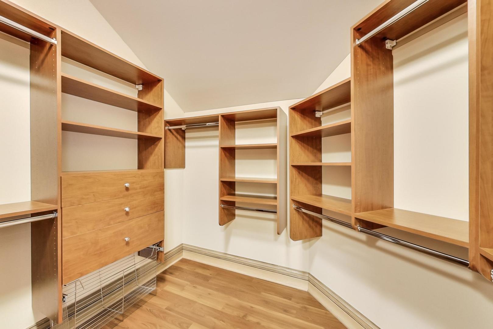 720 Willow Road Naperville, IL 60540 - Photo 26 of 48