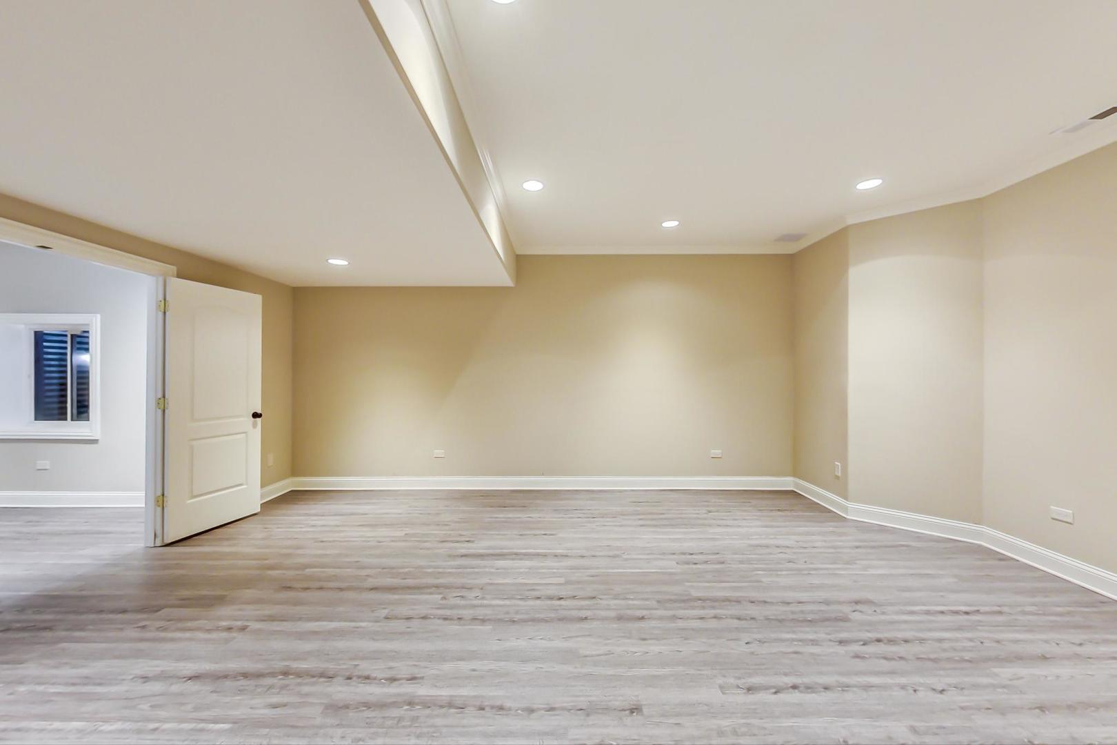 720 Willow Road Naperville, IL 60540 - Photo 40 of 48