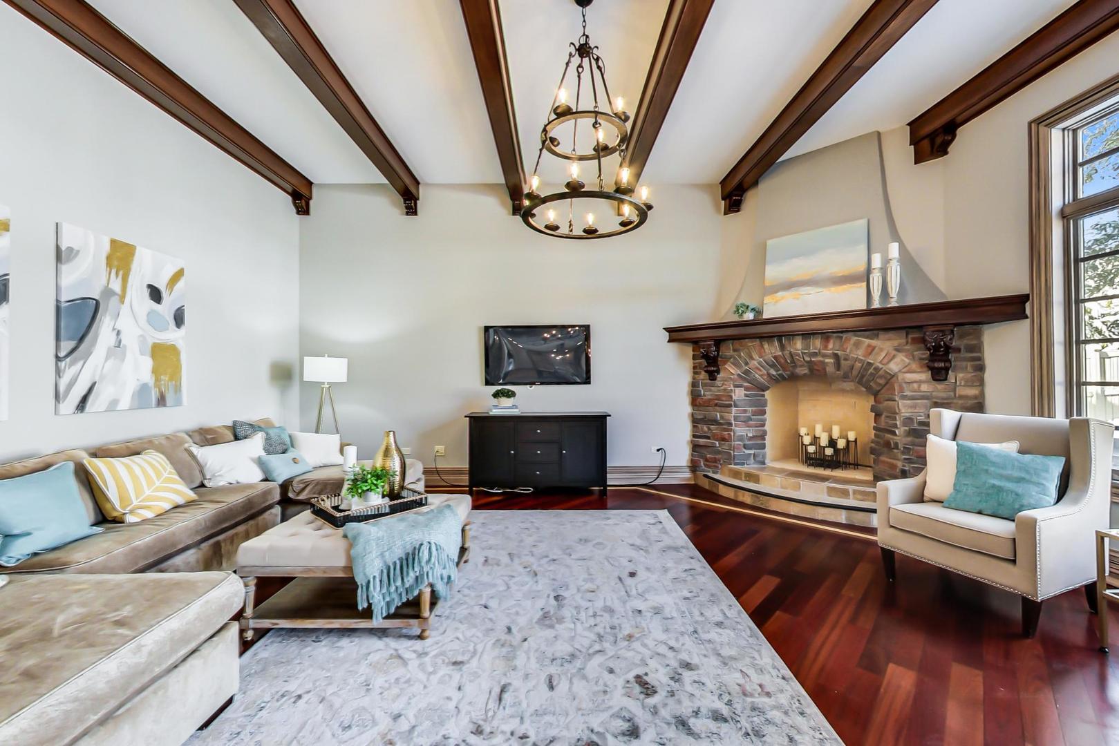 720 Willow Road Naperville, IL 60540 - Photo 10 of 48