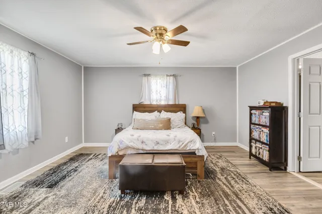 $210,000 | 10955 Middle Wallens Creek Road, Jonesville, VA 24263