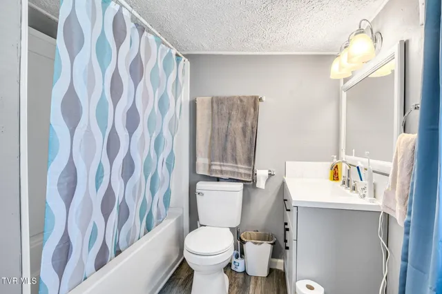 $210,000 | 10955 Middle Wallens Creek Road, Jonesville, VA 24263