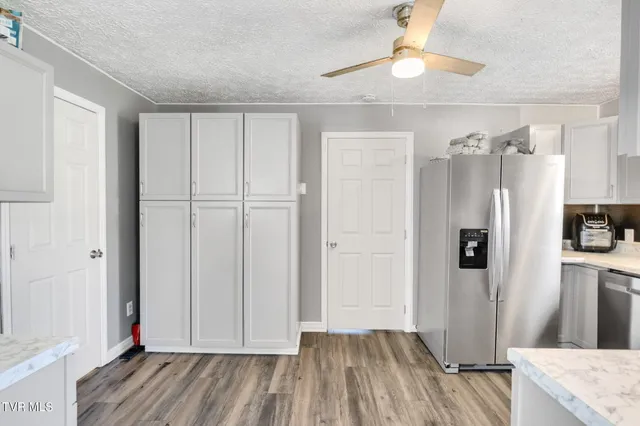 $210,000 | 10955 Middle Wallens Creek Road, Jonesville, VA 24263