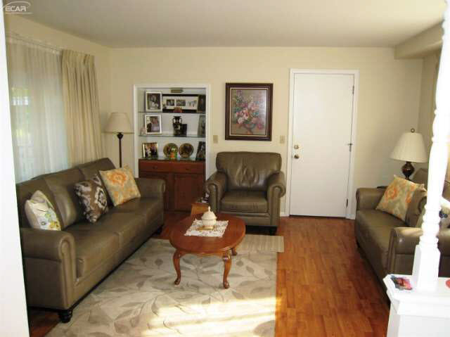 3118 Luce Road Flushing, MI 48433 - Photo 11 of 61 21176065-10.JPG