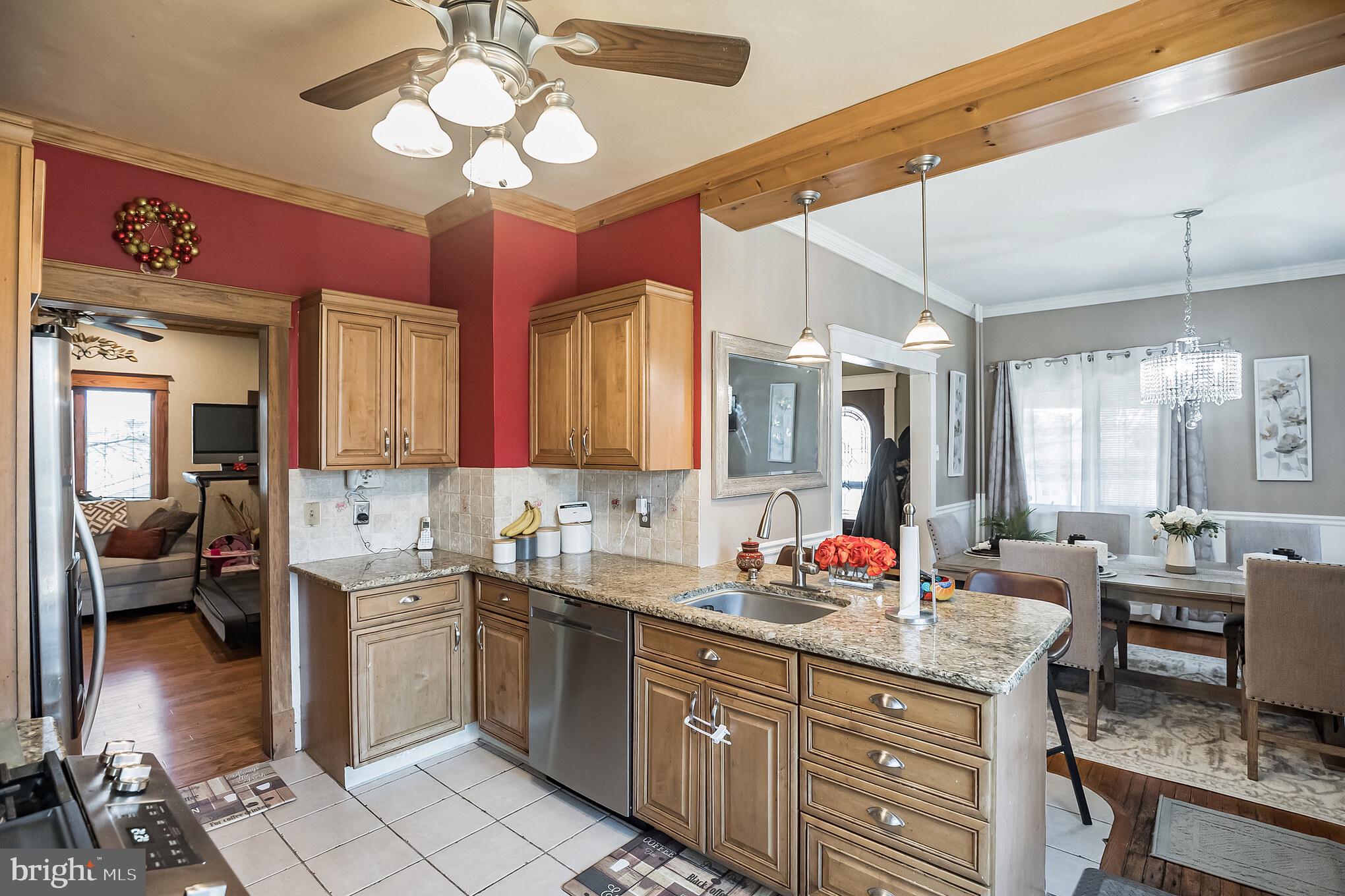800 Crestview Road Philadelphia, PA 19128 - Photo 12 of 37