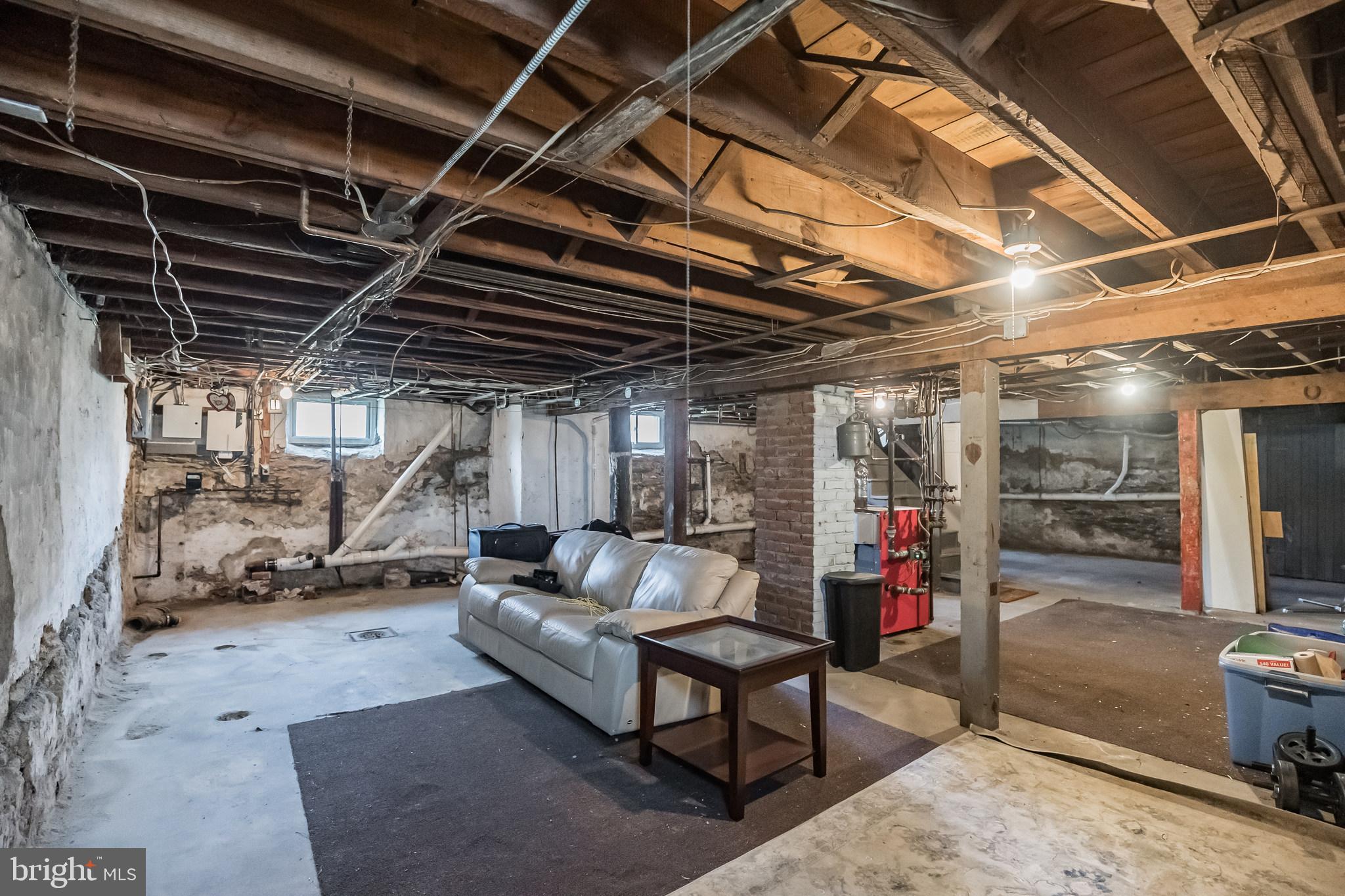 800 Crestview Road Philadelphia, PA 19128 - Photo 35 of 37