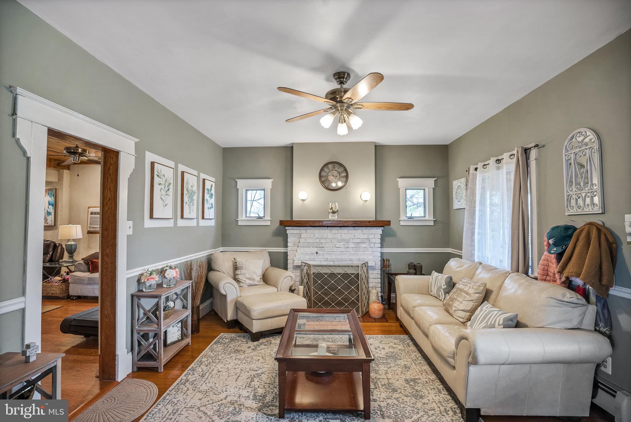 800 Crestview Road Philadelphia, PA 19128 - Photo 7 of 37