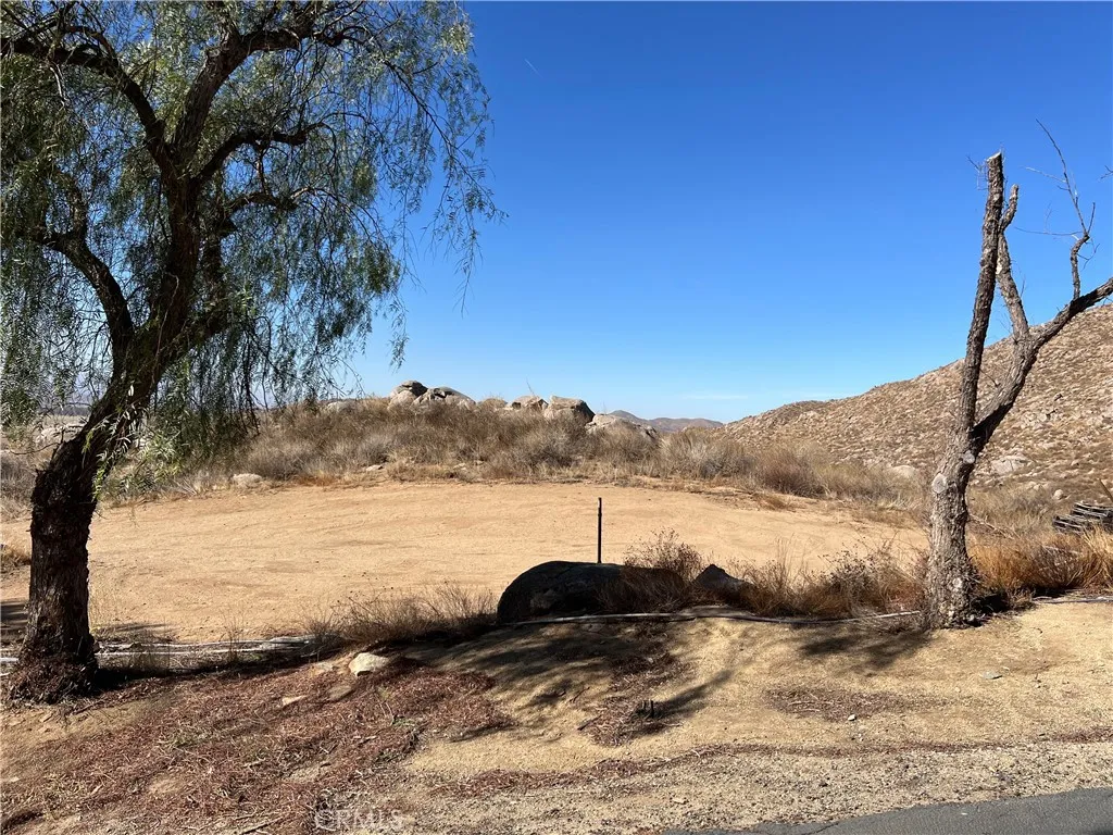 0 Ano Crest Road Winchester, CA 92596 - Photo 13 of 19 a view of lake with mountain
