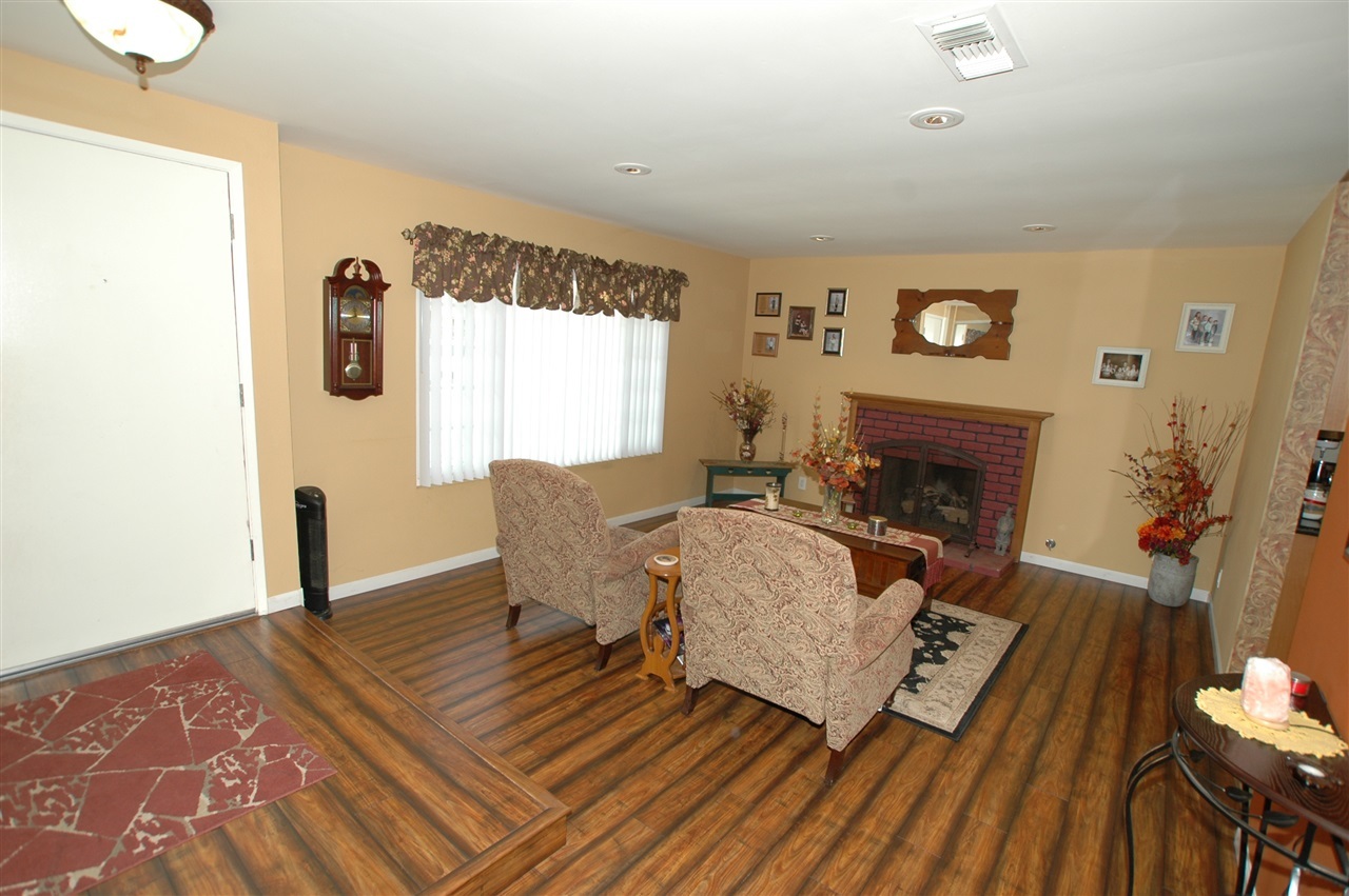 10219 Rio Camino Lakeside, CA 92040 - Photo 3 of 24 Gallery Image 3