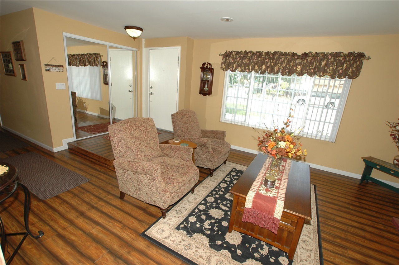 10219 Rio Camino Lakeside, CA 92040 - Photo 5 of 24 Gallery Image 5