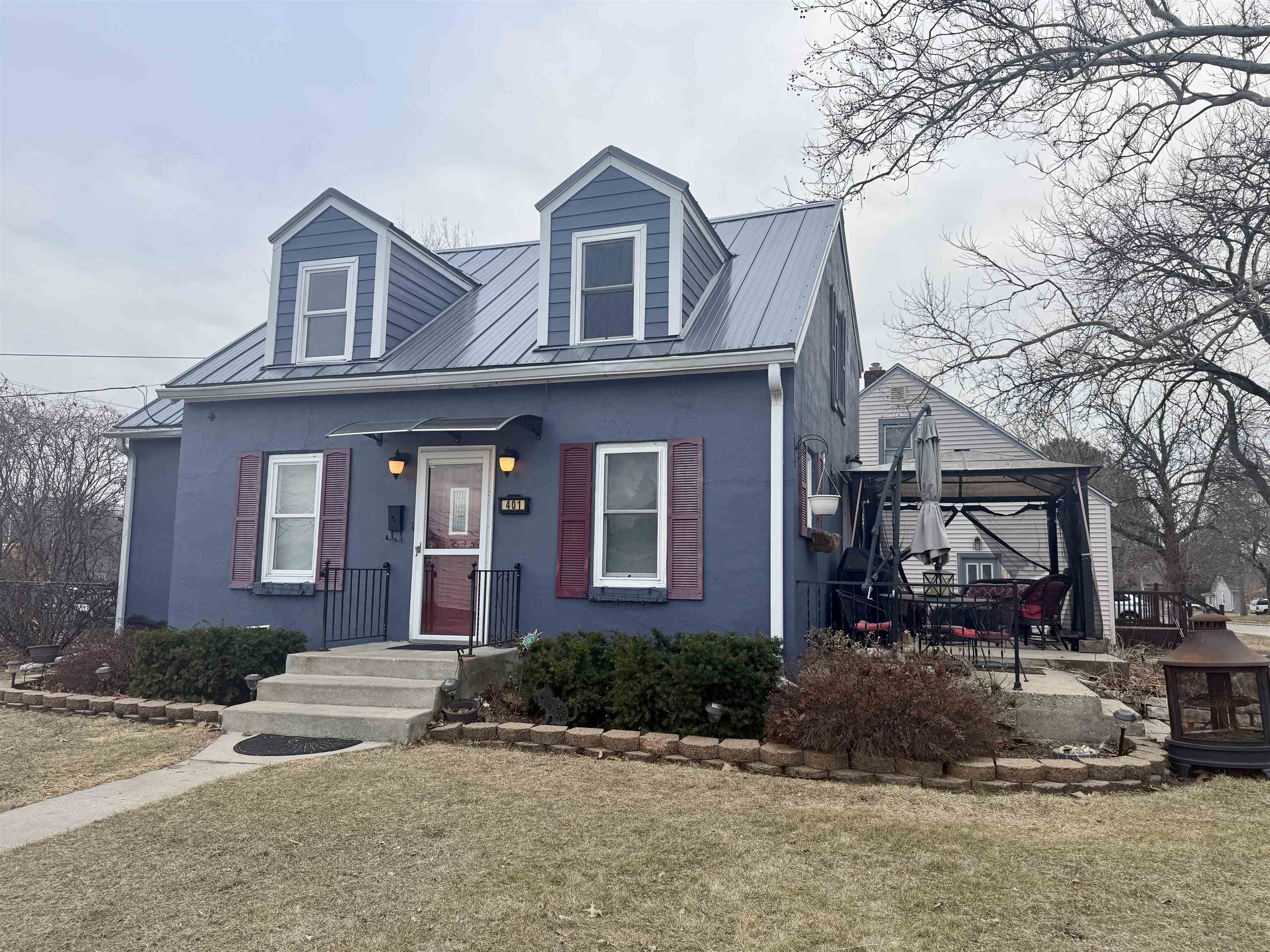 401 Junius Street Loves Park, IL 61111 - Photo 3 of 33