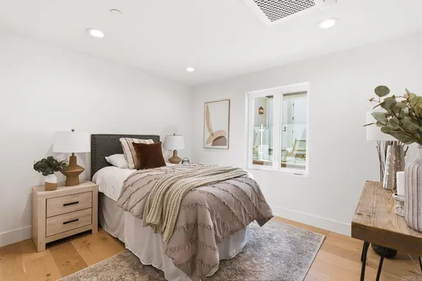 $2,995,000 | 212 South Pacific Street, Oceanside, CA 92054