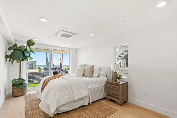 $2,995,000 | 212 South Pacific Street, Oceanside, CA 92054