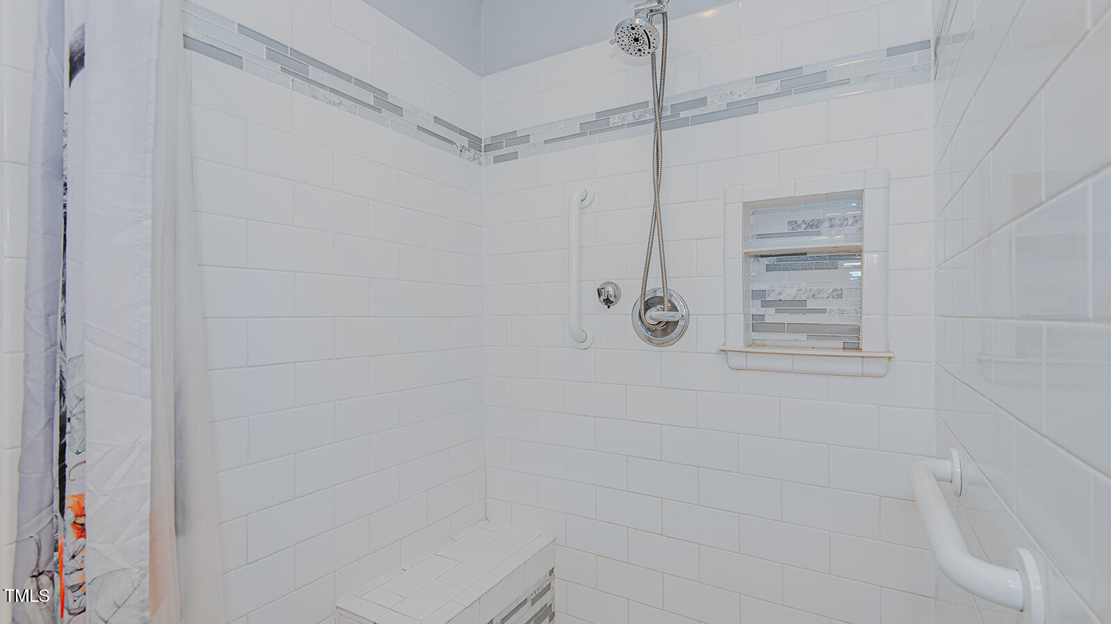 127 Boone Road Burlington, NC 27217 - Photo 13 of 42 9997817612.jpg_exif1