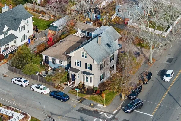 $649,000 | 1 Maverick Street, Unit 2, Marblehead, MA 01945