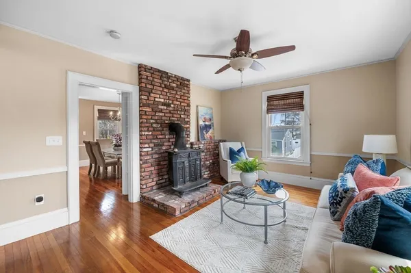 $649,000 | 1 Maverick Street, Unit 2, Marblehead, MA 01945