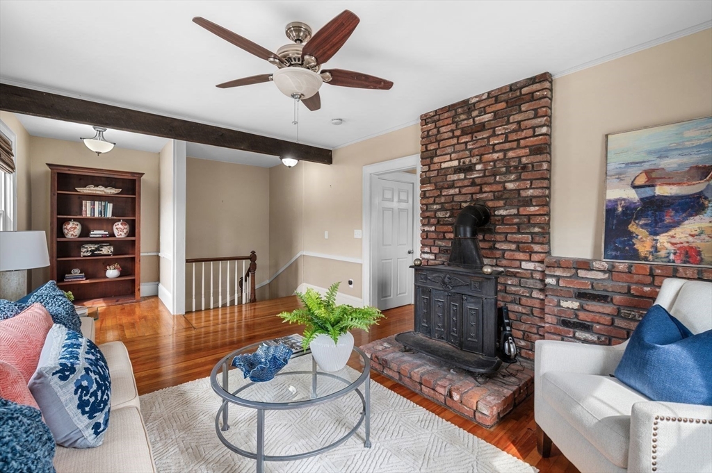 1 Maverick Street, Unit 2 Marblehead, MA 01945 - Photo 7 of 21