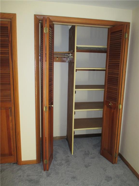 281 Old Farm Road Mt. Lebanon, PA 15228 - Photo 14 of 25 Gallery Image 14