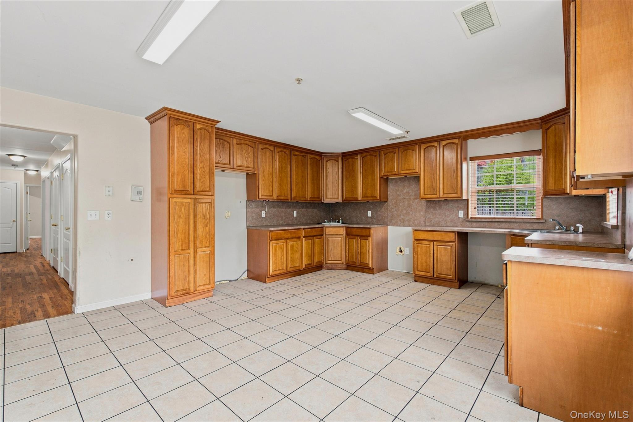 7 Elm Street, Unit 112 Spring Valley, NY 10977 - Photo 6 of 37 Gallery Image 6