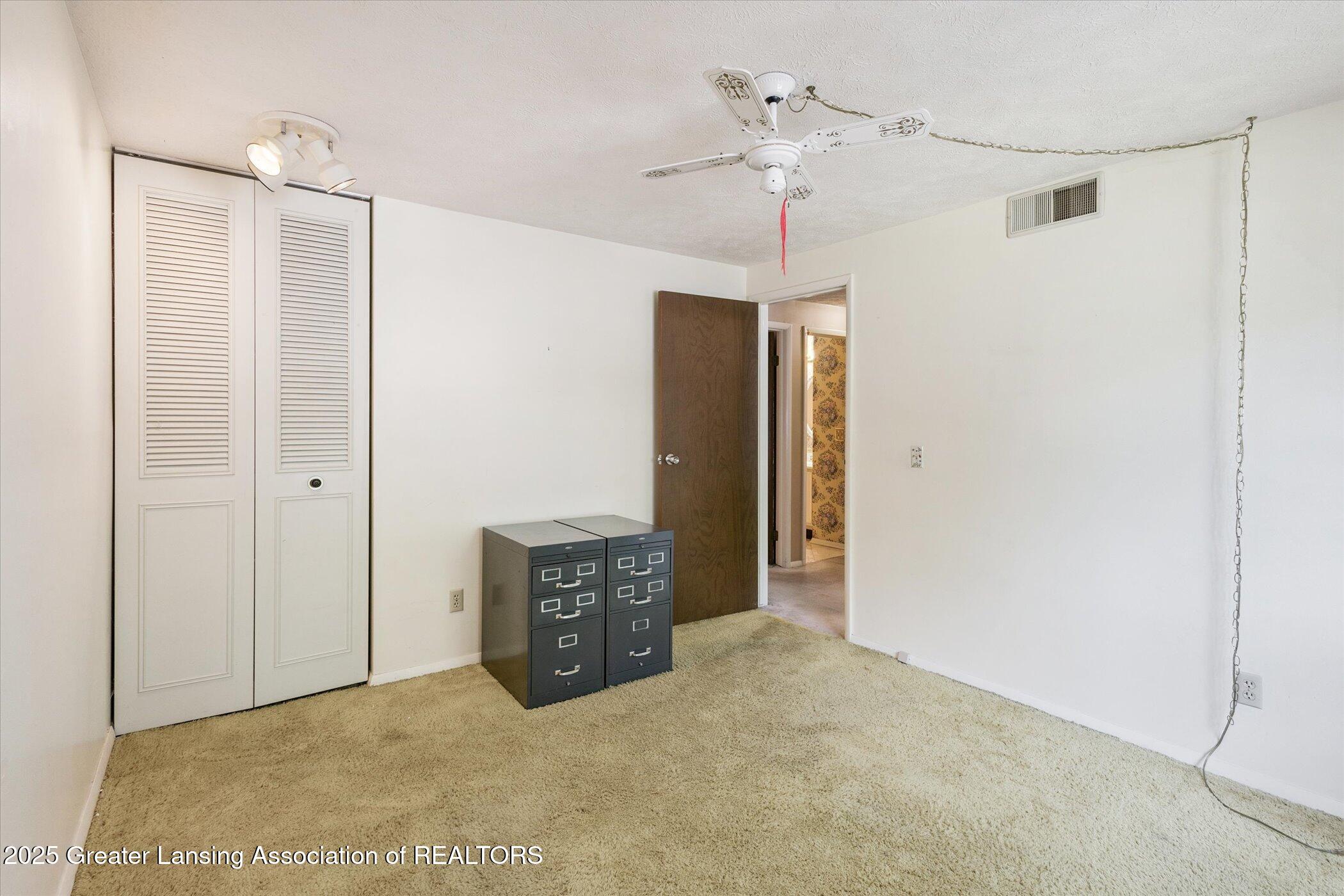 3024 Norwich Road Lansing, MI 48911 - Photo 20 of 38 22-3024-Norwich-Rd-Lansing-MI-48911-Wind