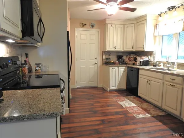 $299,000 | 8 Lansing Place, Boonville, NY 13309