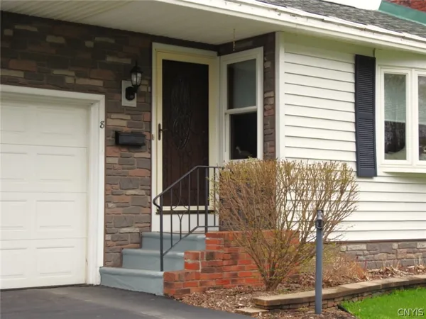 $299,000 | 8 Lansing Place, Boonville, NY 13309