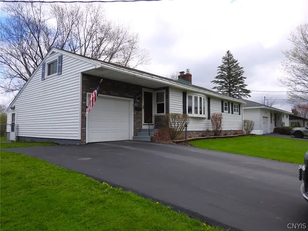 $299,000 | 8 Lansing Place, Boonville, NY 13309