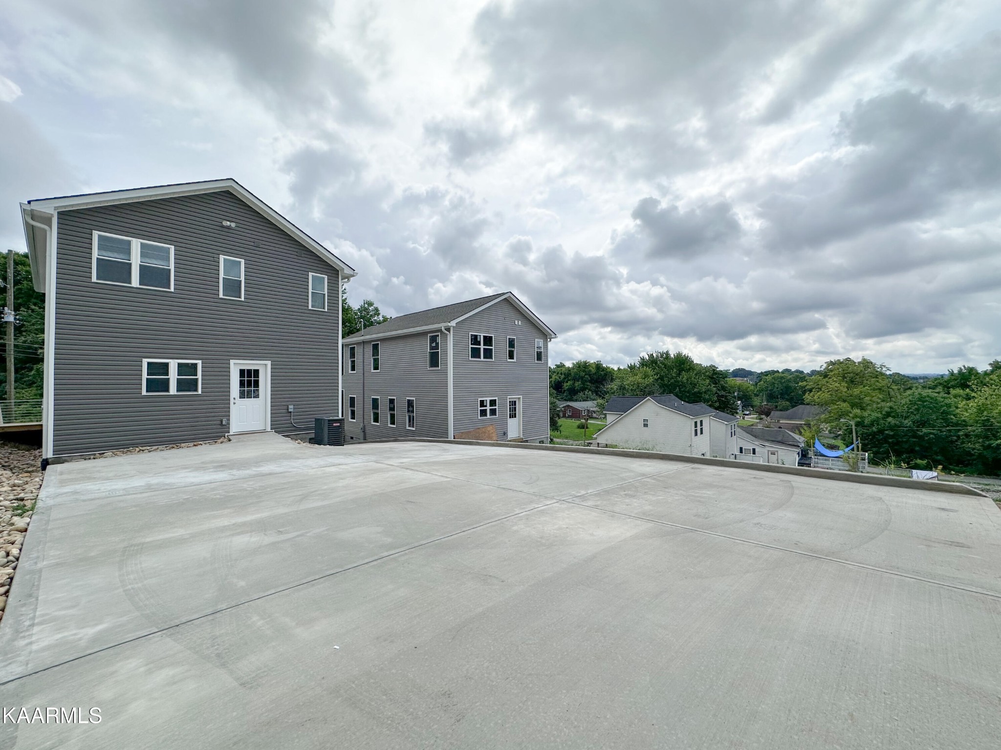 3417 Gap Road Knoxville, TN 37921 - Photo 3 of 25 Gallery Image 3
