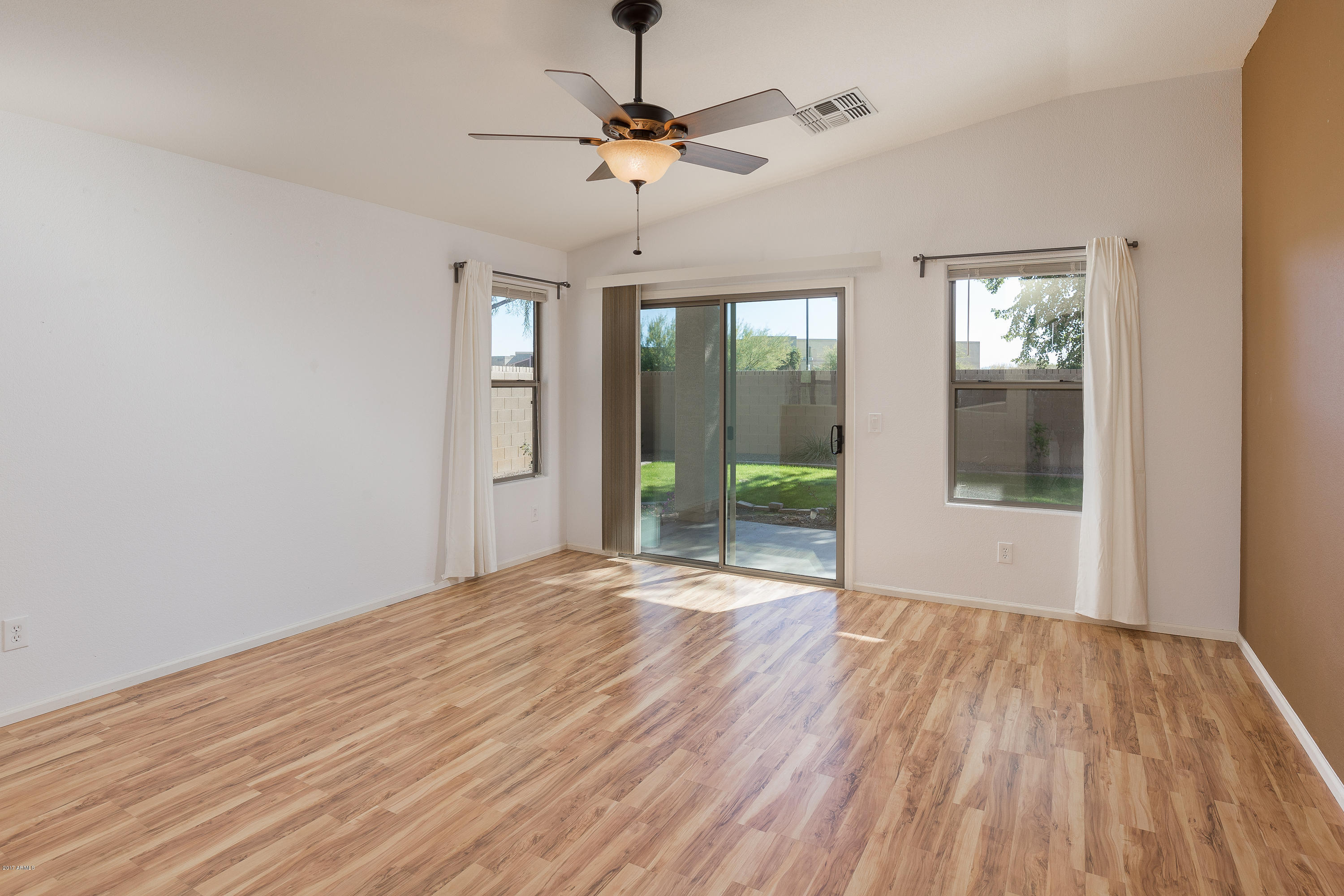 3491 South Rim Road Gilbert, AZ 85297 - Photo 7 of 16 Great Room