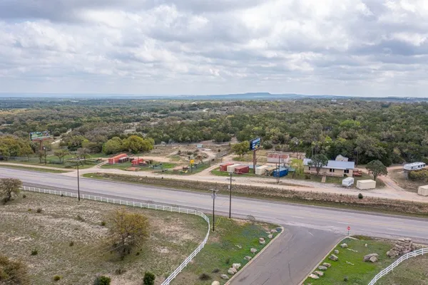 $949,999 | 12102 Us Highway North, Round Mountain, TX 78663