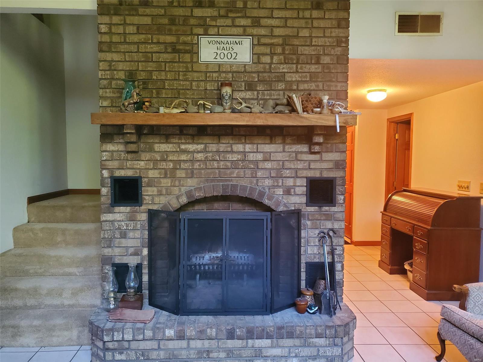 20504 Emerald Road Carlyle, IL 62231 - Photo 11 of 21