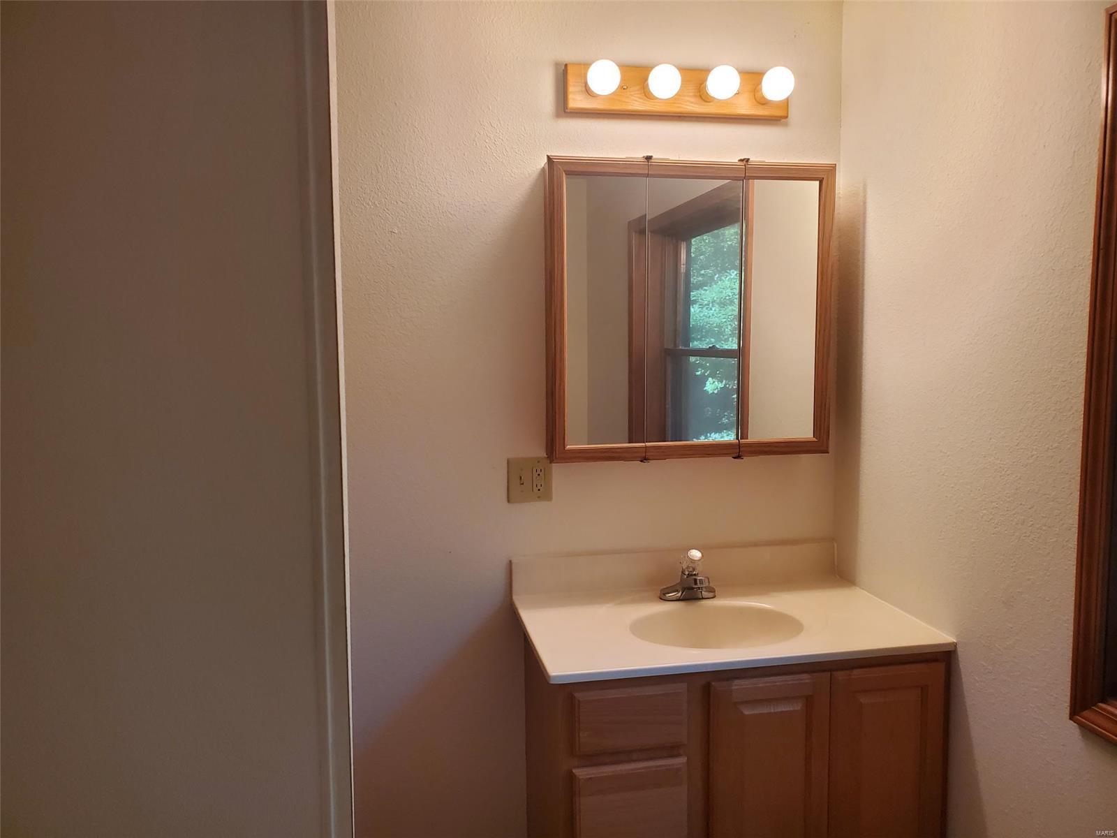 20504 Emerald Road Carlyle, IL 62231 - Photo 18 of 21