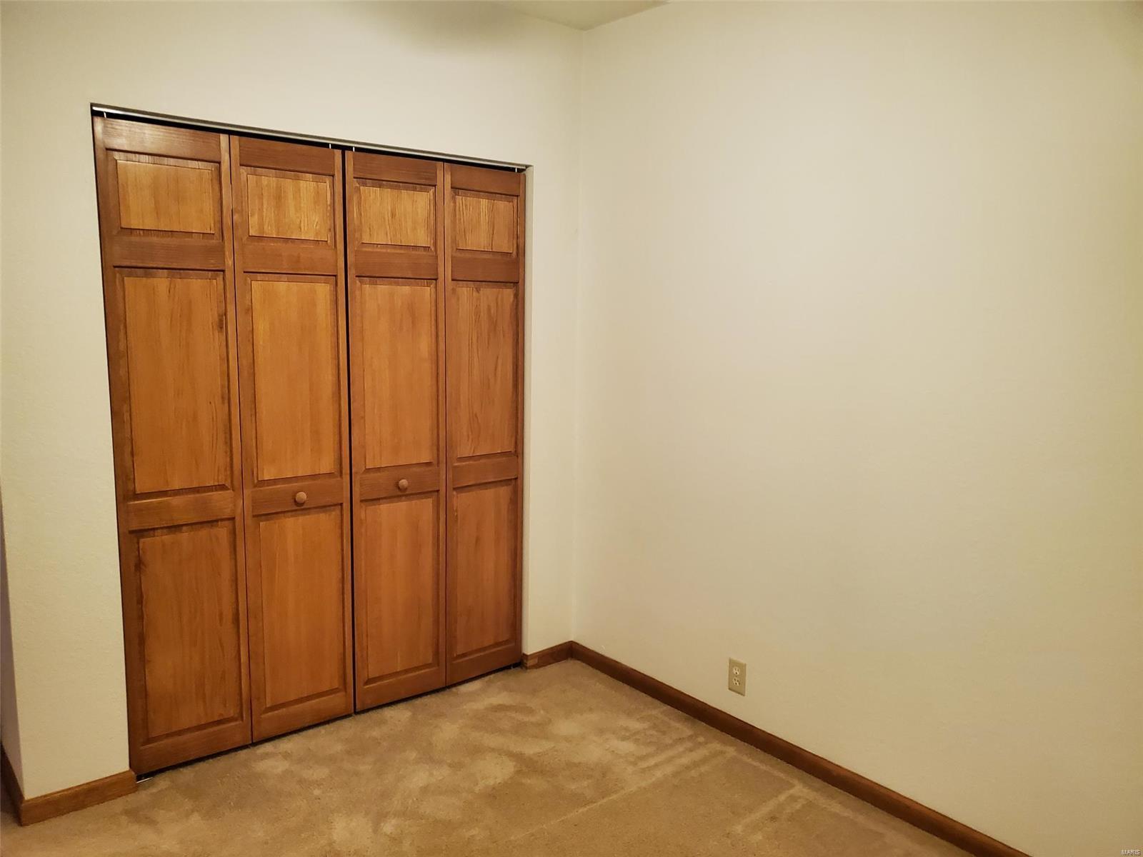 20504 Emerald Road Carlyle, IL 62231 - Photo 19 of 21