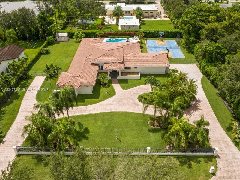 7900 Southwest 129th Terrace Pinecrest, FL 33156 - Photo 38 of 43