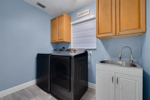 $699,900 | 3088 Enisglen Drive, Palm Harbor, FL 34683