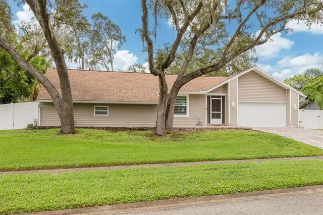 $699,900 | 3088 Enisglen Drive, Palm Harbor, FL 34683