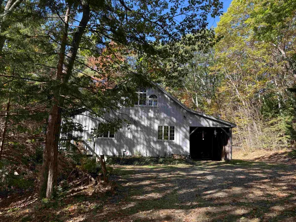 $450,000 | 529 Finkel Road, Wardsboro, VT 05355