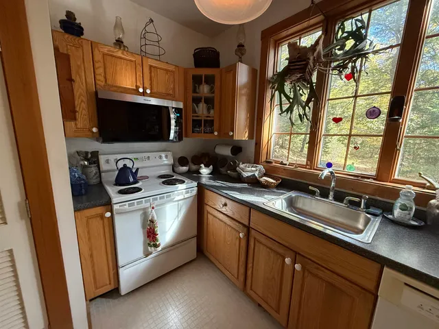 $479,000 | 529 Finkel Road, Wardsboro, VT 05355