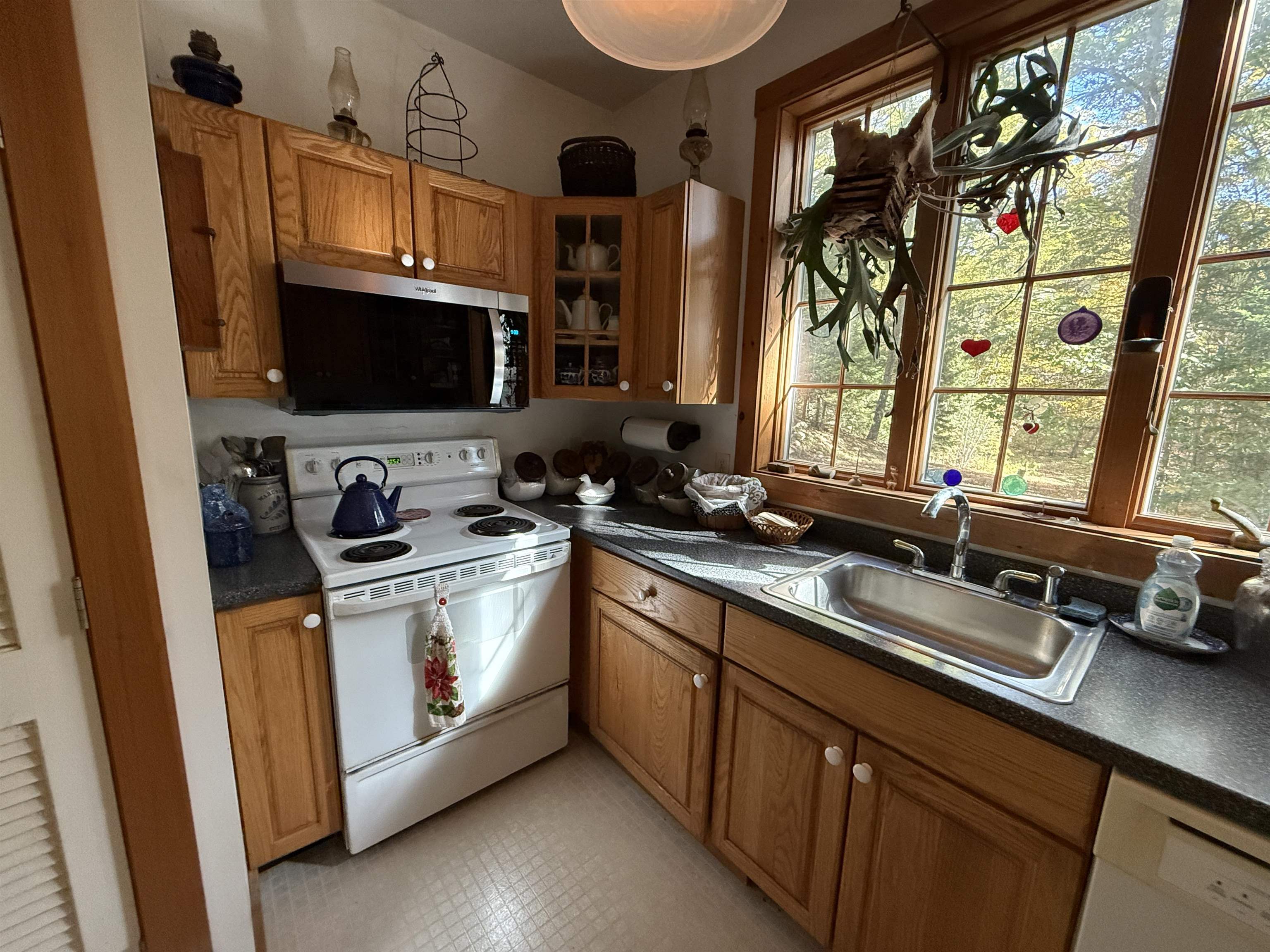 529 Finkel Road Wardsboro, VT 05355 - Photo 10 of 46