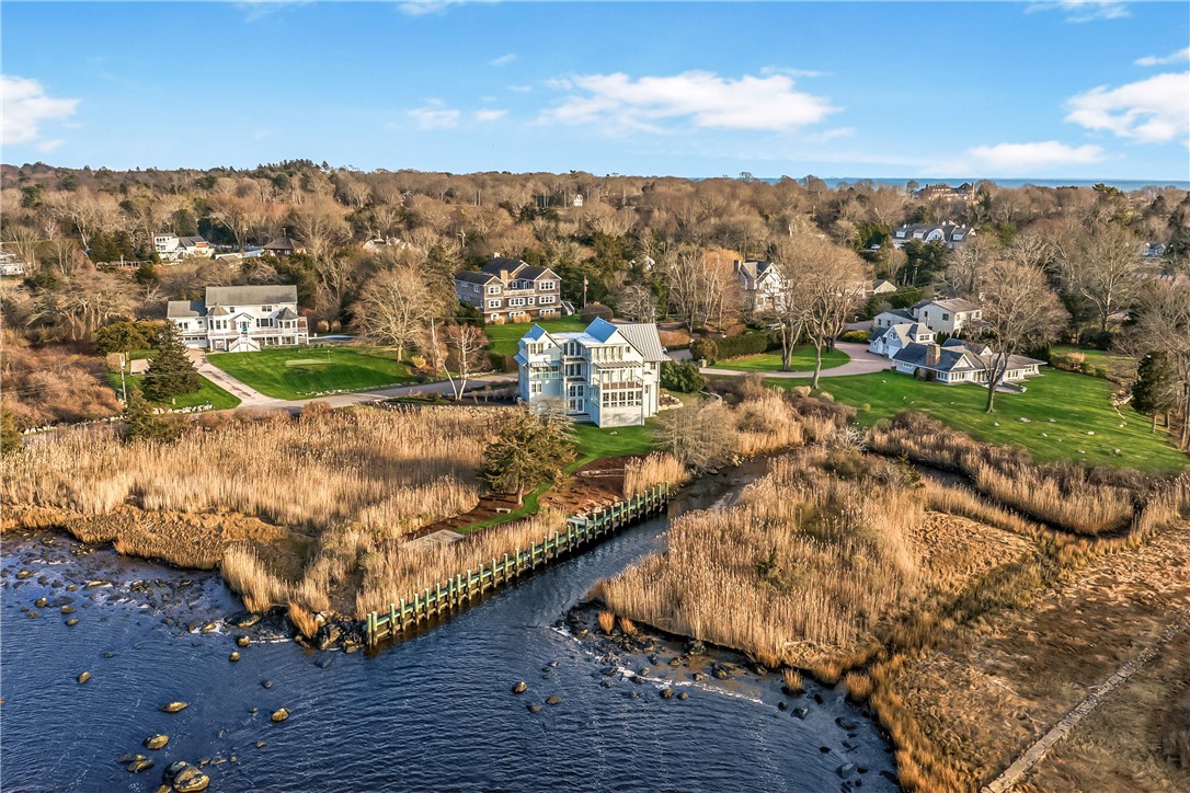 111 Avondale Road Westerly, RI 02891 - Photo 5 of 50