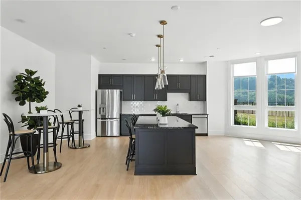 $529,000 | 1 1st Street, Unit 412, Oakmont, PA 15139