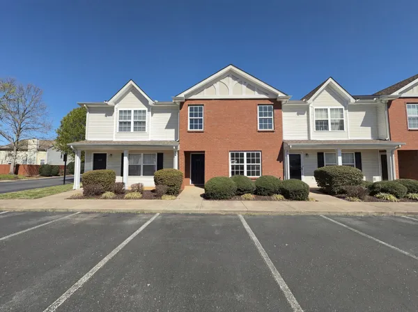 $263,000 | 260 Arapaho Drive, Murfreesboro, TN 37128