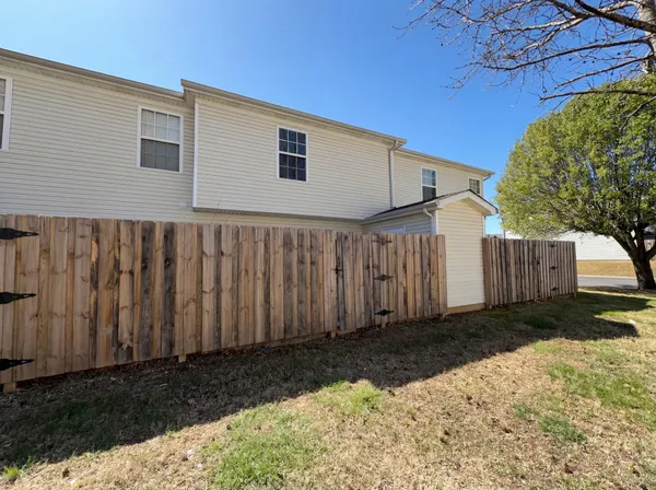 $263,000 | 260 Arapaho Drive, Murfreesboro, TN 37128