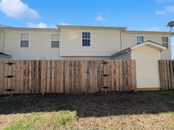 $263,000 | 260 Arapaho Drive, Murfreesboro, TN 37128