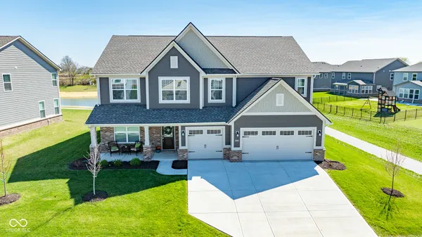 $529,900 | 1041 Elmwood Lane, Greenwood, IN 46143