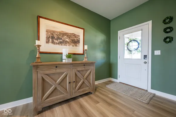 $529,900 | 1041 Elmwood Lane, Greenwood, IN 46143
