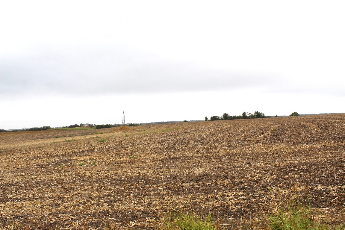 0 Cr 420 Roads Thorndale, TX 76577 - Photo 2 of 4 an aerial view of ocean and trees