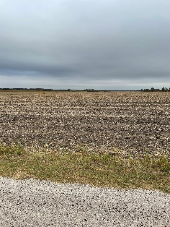 0 Cr 420 Roads Thorndale, TX 76577 - Photo 4 of 4 a view of a beach