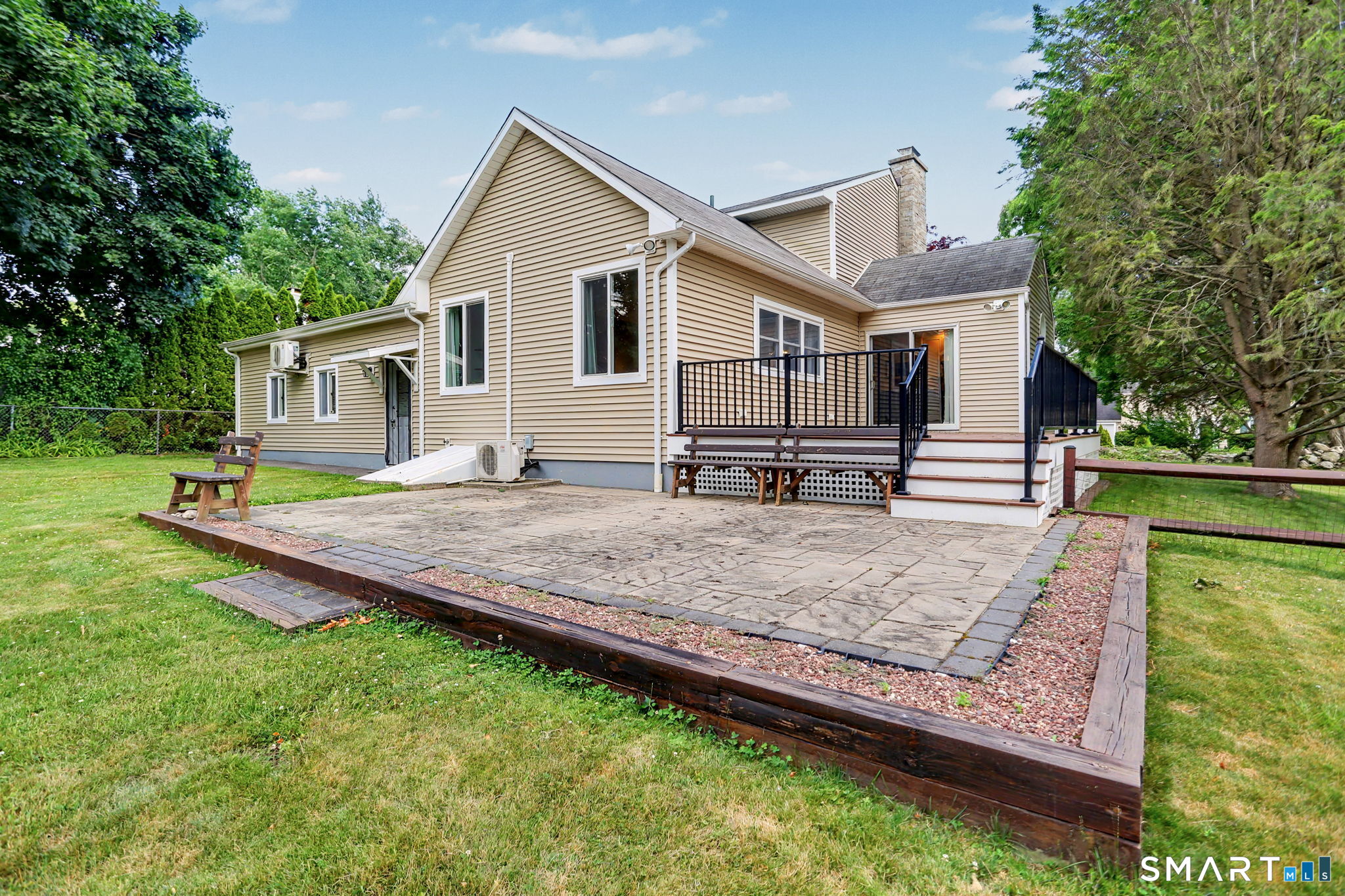 78 Chestnut Hill Road Trumbull, CT 06611 - Photo 32 of 36